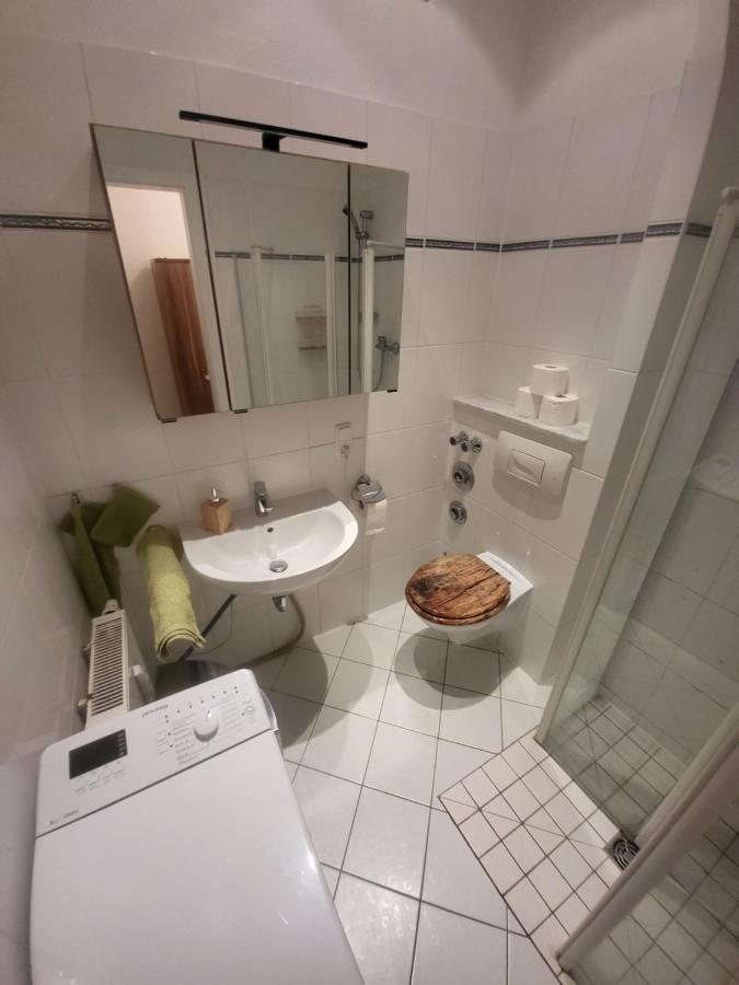 Apartmentzimmer Erfurt Eksteriør billede